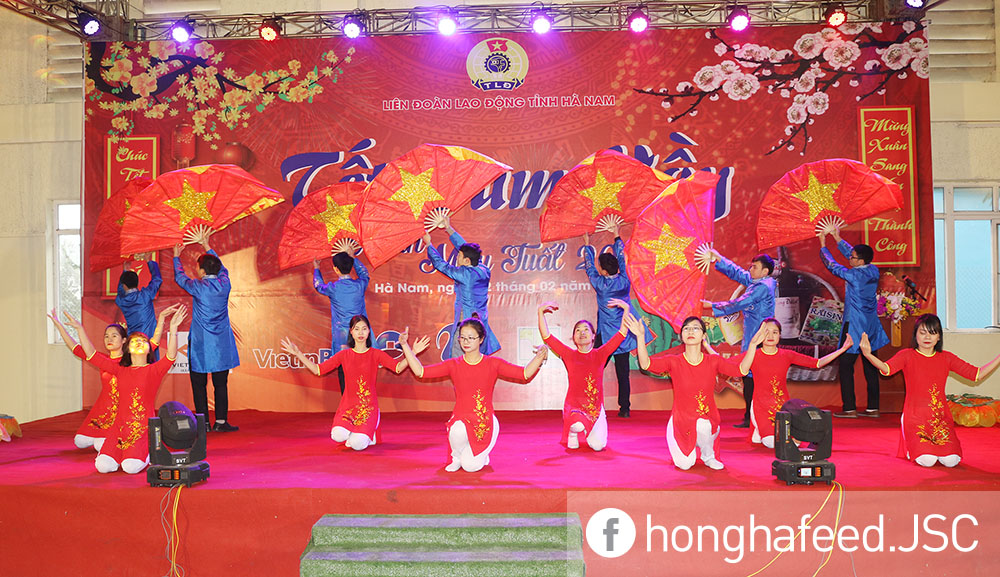 Ha Nam Labor Federation Organized Intimate Gathering Tet for Lunar New Year 2018